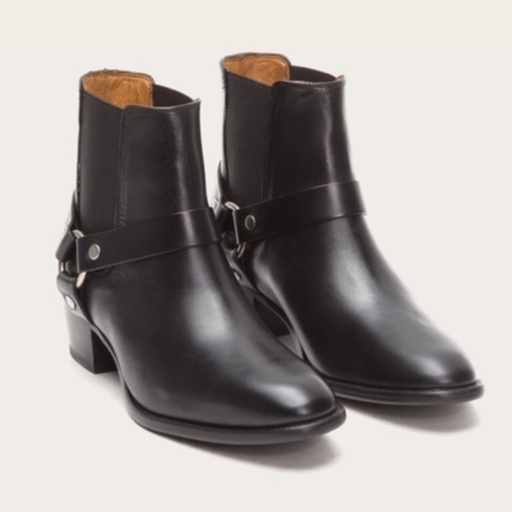 FRYE Dara Chelsea Boot